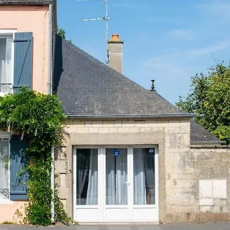Дом отдыха Maison A 700m Du Port - Golden Key *