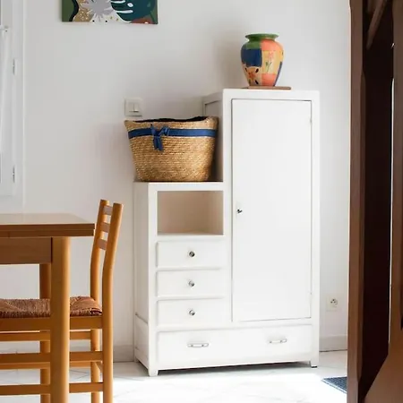 Дом отдыха Maison A 700m Du Port - Golden Key